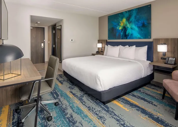 La Quinta Inn & Suites By Wyndham Spokane Downtown