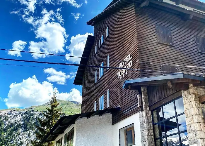 Hotel Tobazo