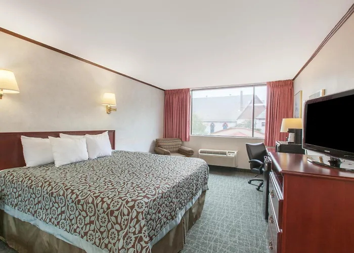 Schenectady Inn