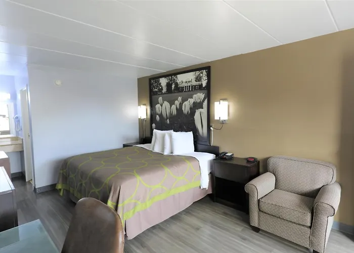 Super 8 By Wyndham Manassas