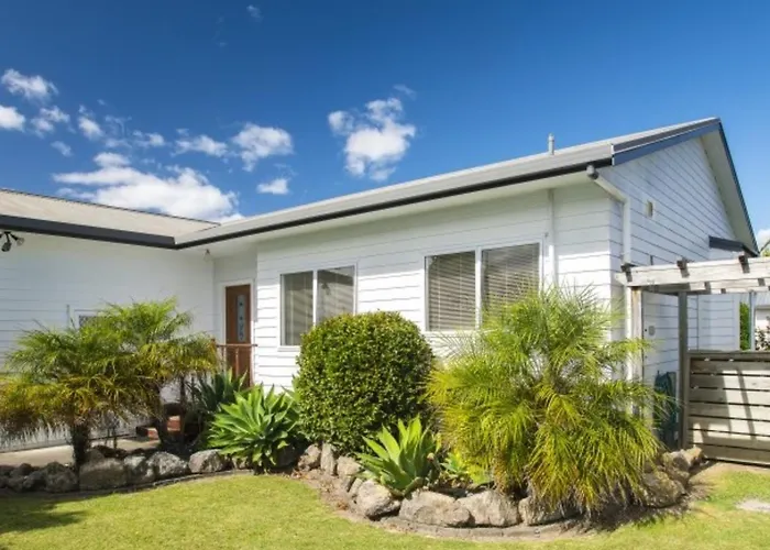 Tudor Park Motel Spacious With Kitchens 1 Minute Walk To Restaurant And Shopping Centre And Gisborne Hospital