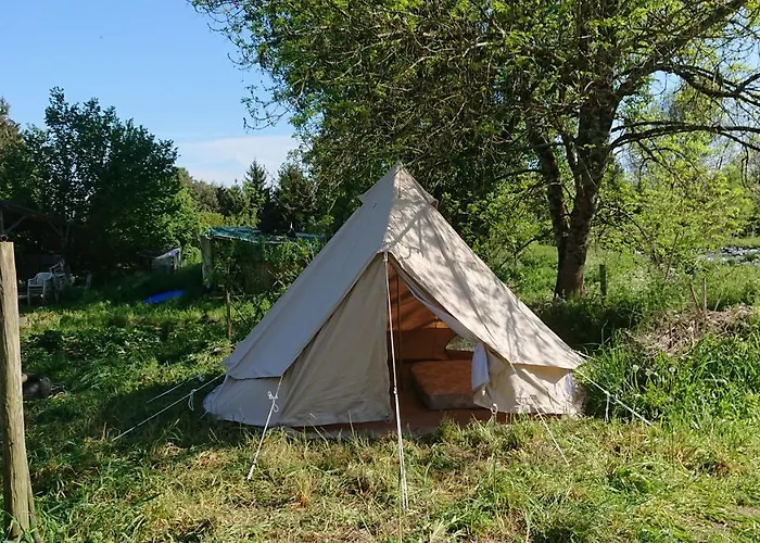 Tente En Permaculture Pirate