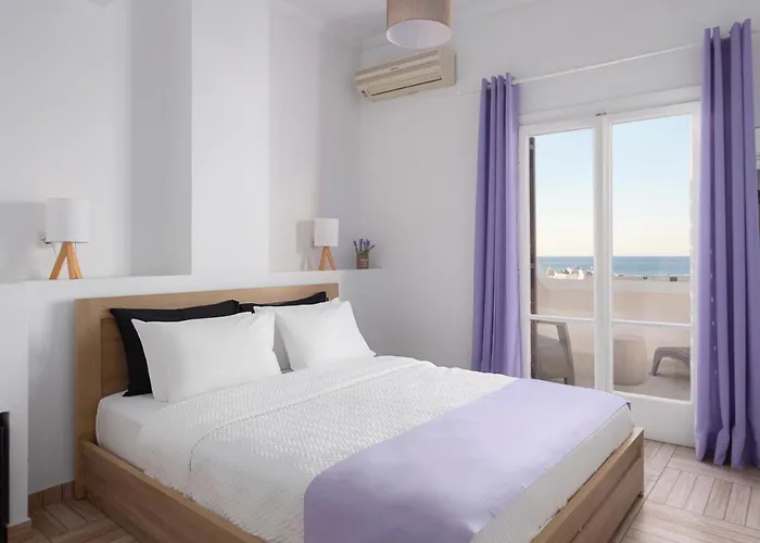 Venus Minimal Hotel
