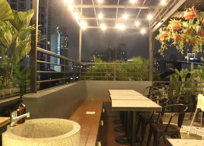 La Boheme, Rooms And Coffee