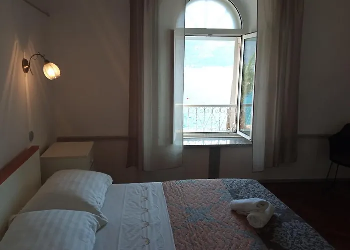 Rooms Zela 1
