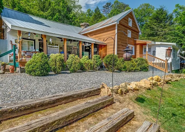 Cobb Creek Cabins