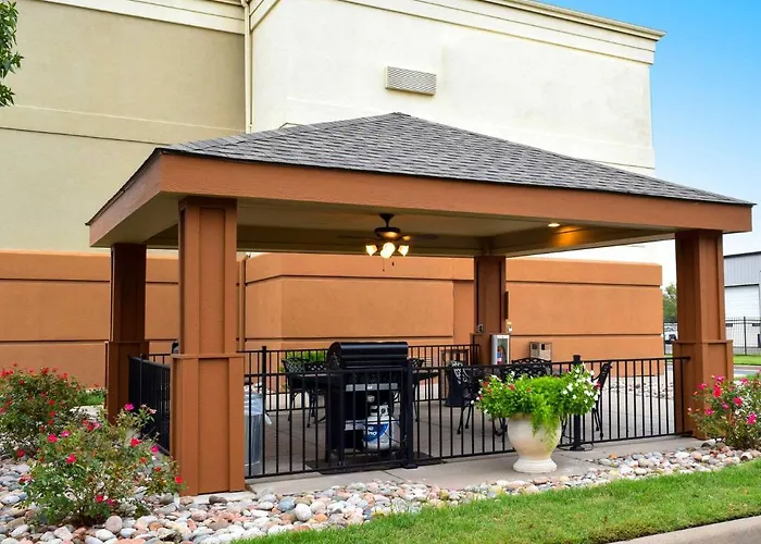 Mainstay Suites - Wichita Ne