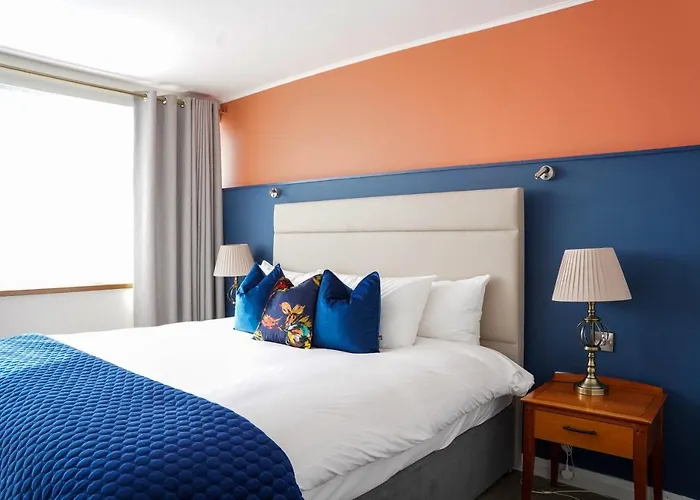 Alcock & Brown Hotel