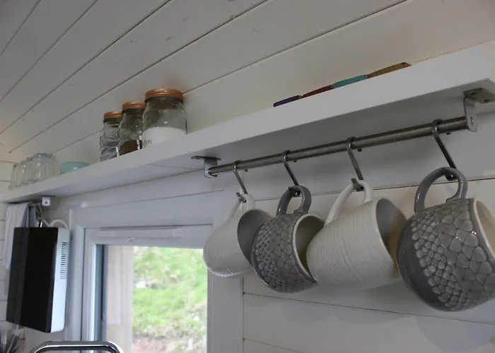 Strathy Bay Pods