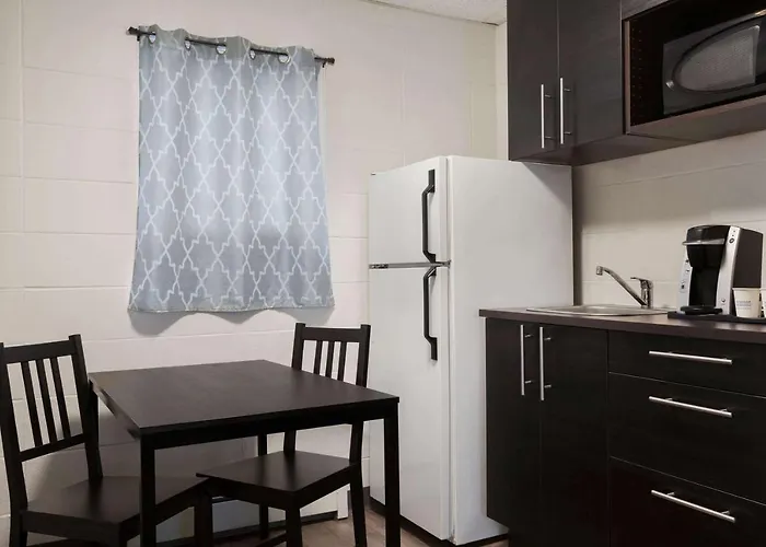 Howard Johnson By Wyndham Grande Prairie