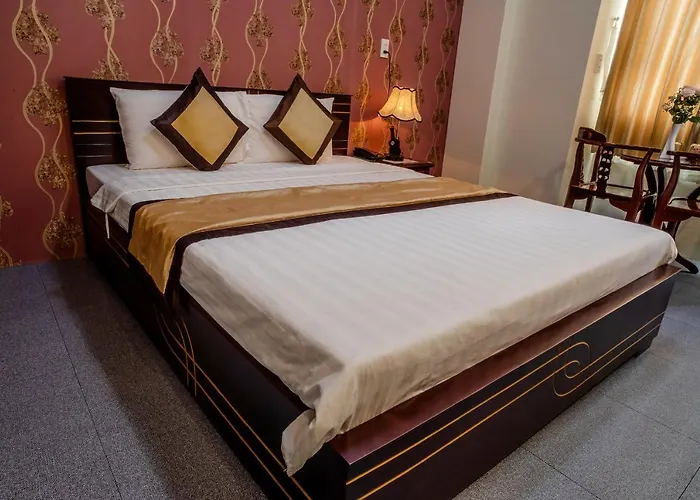 Dong Bao Hotel