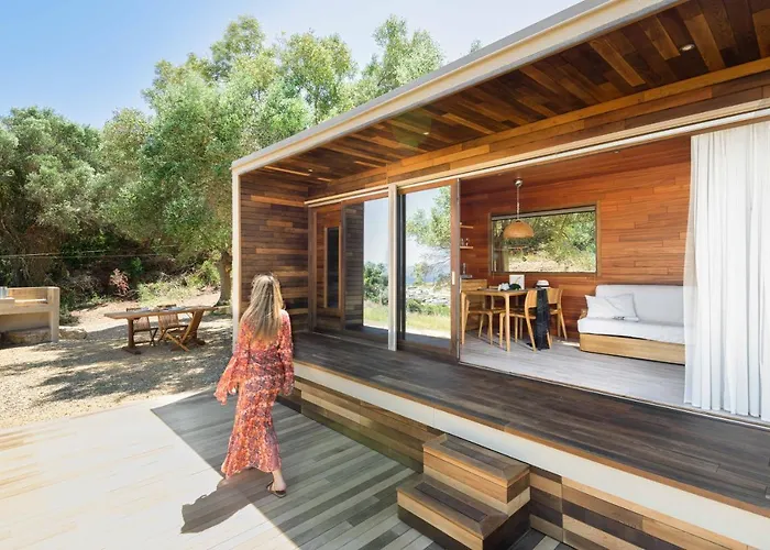 Ihouse Paliouri