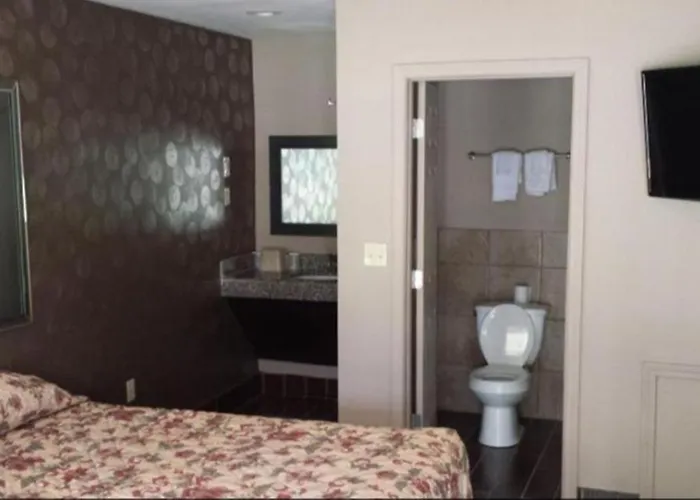 Royal Relax Inn