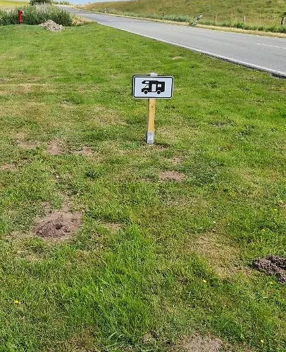 Wohnmobilstellplatz Nordseeliebe Direkt Am Deich - Dagebuell