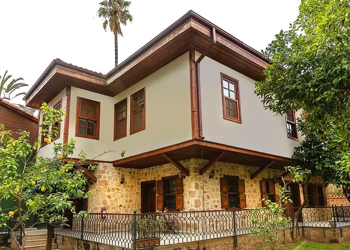 Zemira Garden Hotel