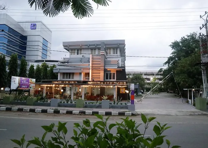 Plum Hotel Lading Banda Aceh