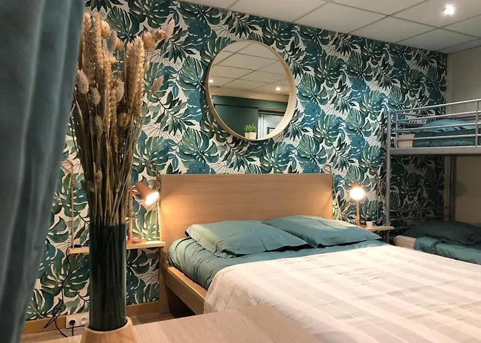 Centre De Vacances Hotel Caplandes