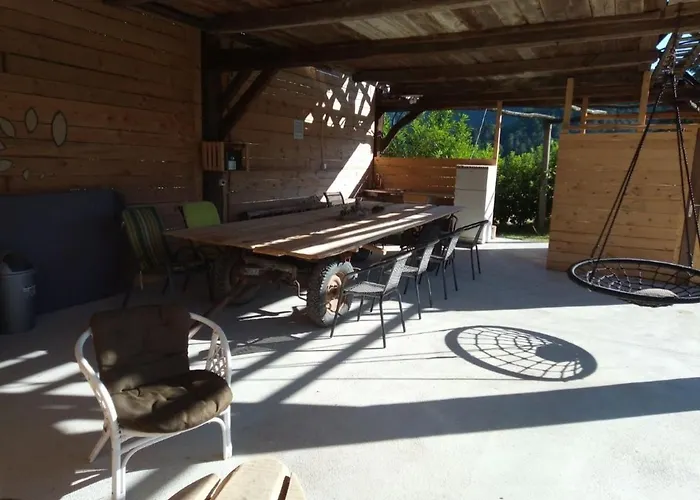 Hillside Bio Glamping
