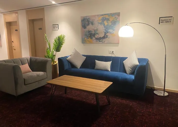 Fajr Hotel