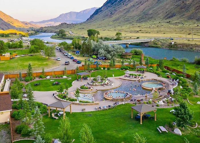 Yellowstone Hot Springs Resort