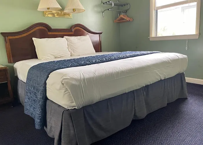 Brentwood Motor Inn