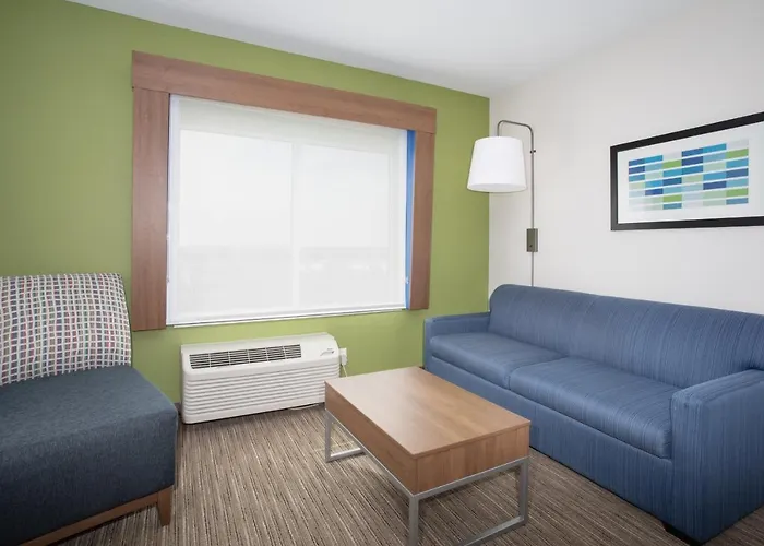 Holiday Inn Express & Suites - Goodland I-70 By Ihg