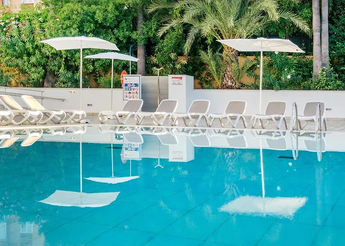Globales Panama - Adults Only