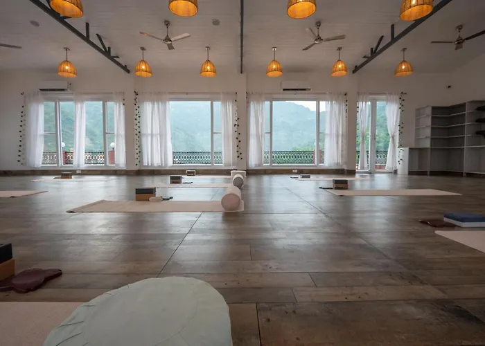 Terrakotta Rishikesh