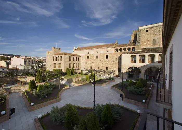 Parador De Plasencia