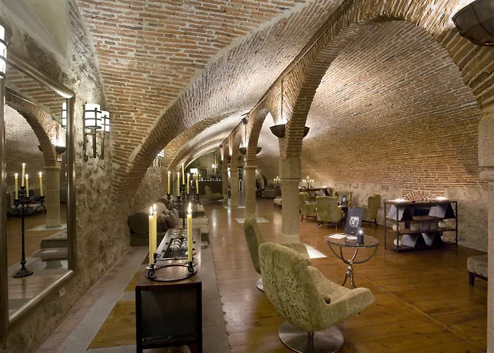 Parador De Plasencia