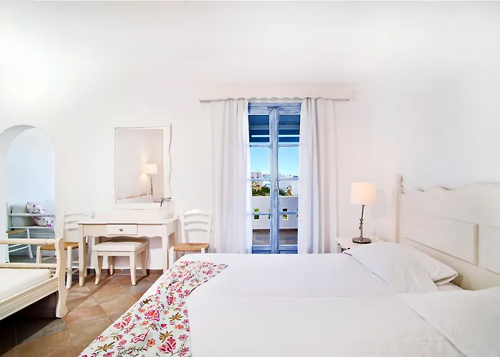 Koufonisia Hotel & Resort