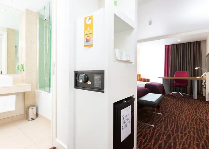 Holiday Inn Manchester-Mediacityuk By Ihg