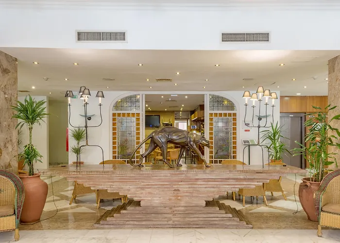 Holiday Inn Express & Suites Lisbon - Principe Real By Ihg