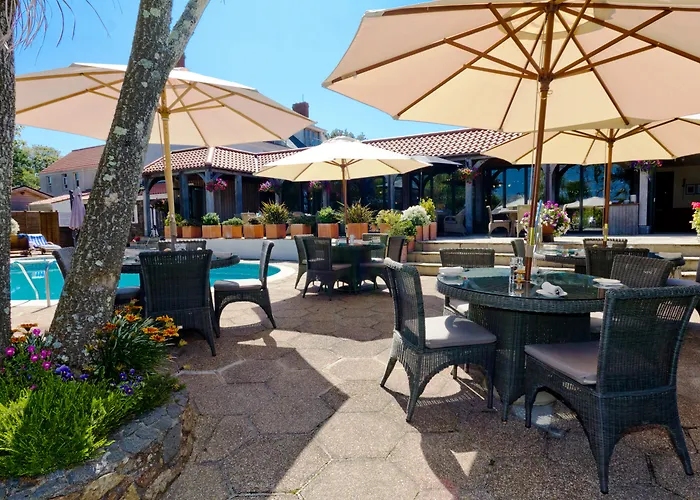 The Farmhouse Hotel And Restaurant