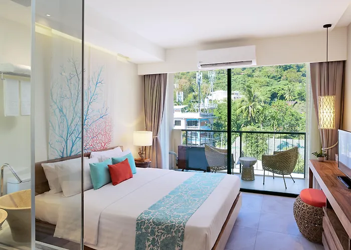 Bandara Phuket Beach Resort - SHA Extra Plus