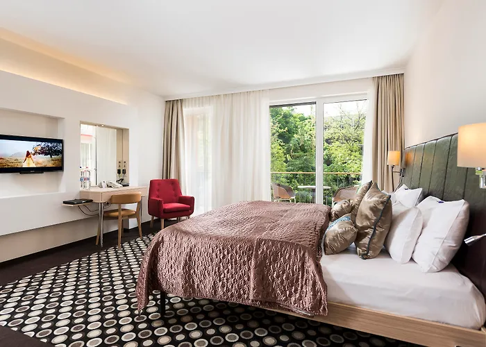 Bo33 Hotel Family & Suites