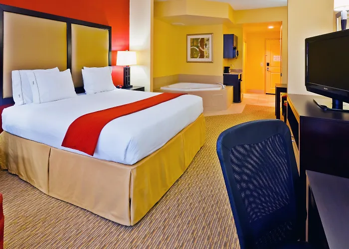 Holiday Inn Express Nashville-Opryland By Ihg