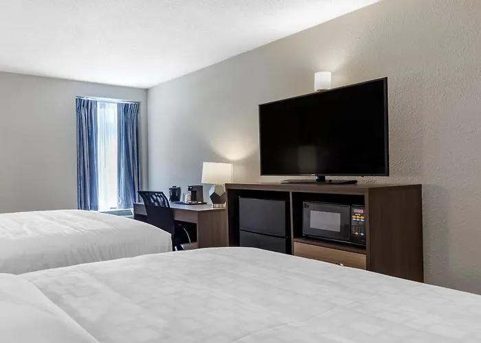 Clarion Pointe Raleigh Midtown Hotel