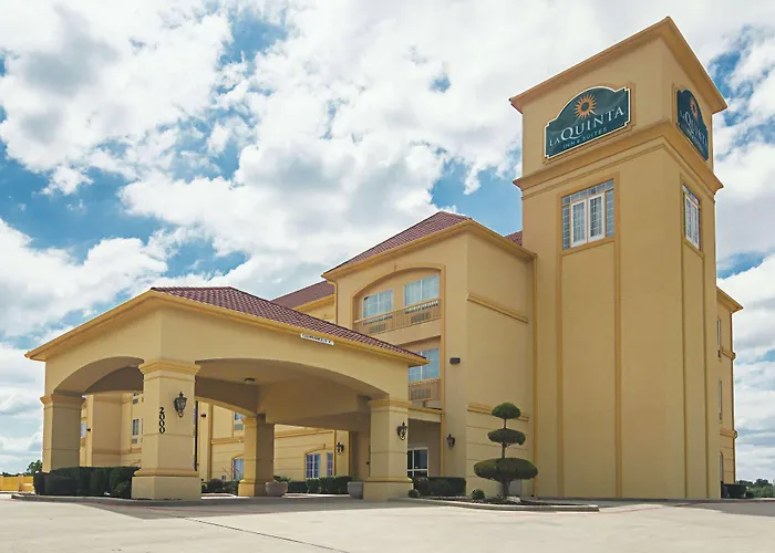 La Quinta By Wyndham Bridgeport