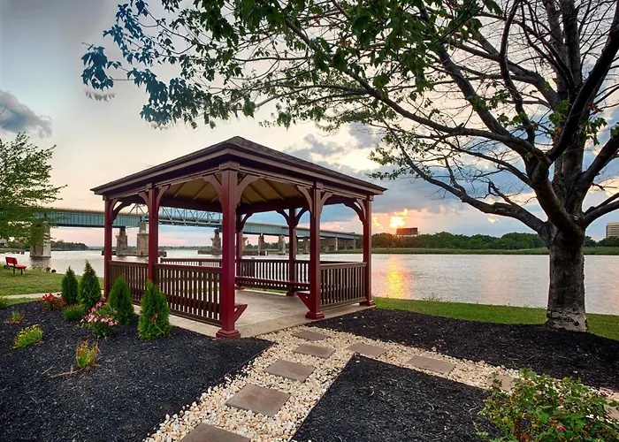 Red Roof Inn Plus+ Secaucus - Meadowlands