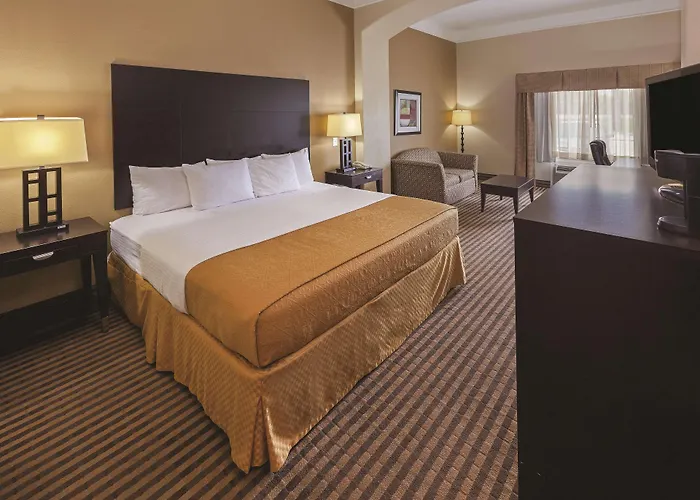 La Quinta By Wyndham Livingston