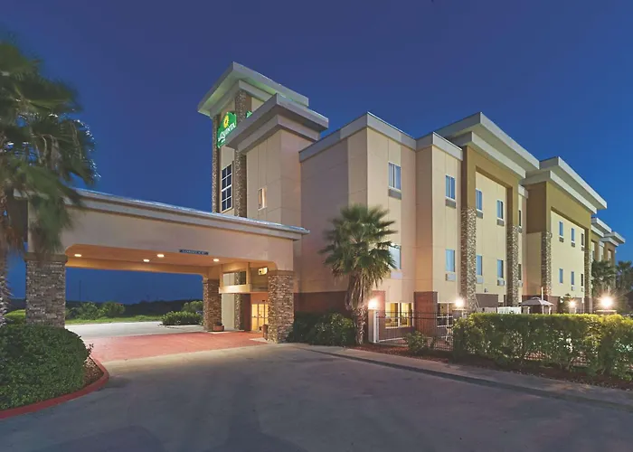 La Quinta By Wyndham Mathis