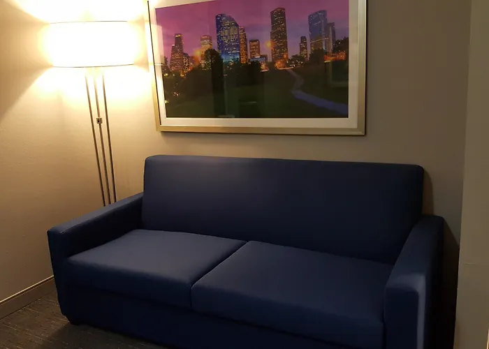 Holiday Inn Express Pearland By Ihg