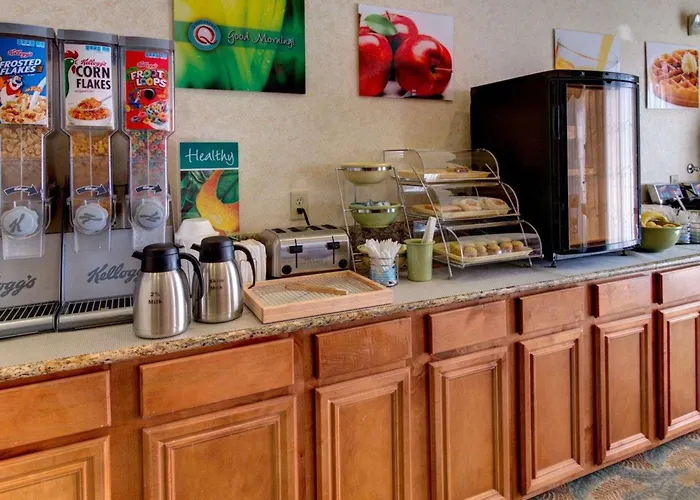 Quality Inn & Suites Glen Rose