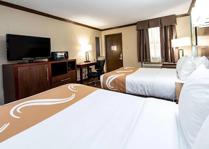 Quality Inn & Suites Quakertown-Allentown