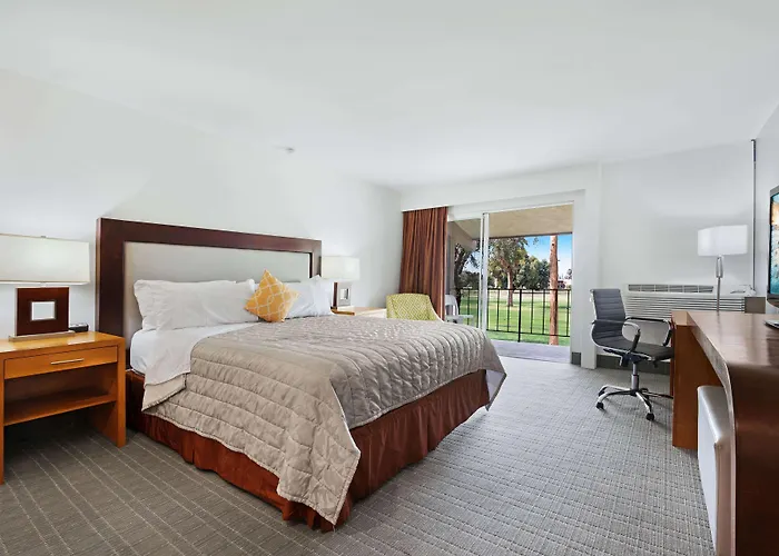 Ramada By Wyndham Holtville Golf Resort/El Centro