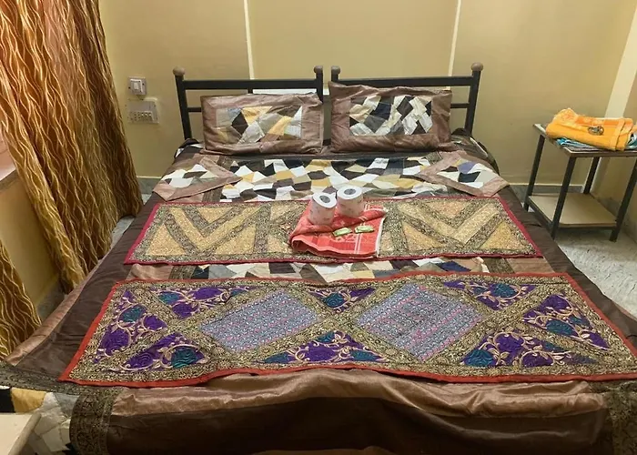 Jamna Vilas Home Stay