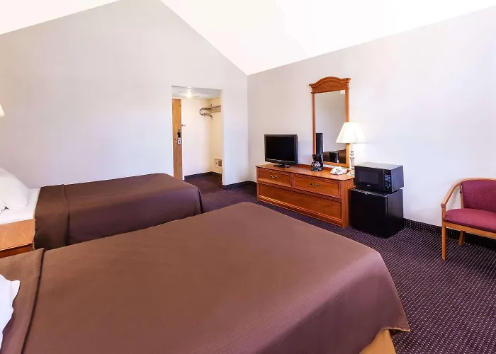 Travelodge By Wyndham Jackson