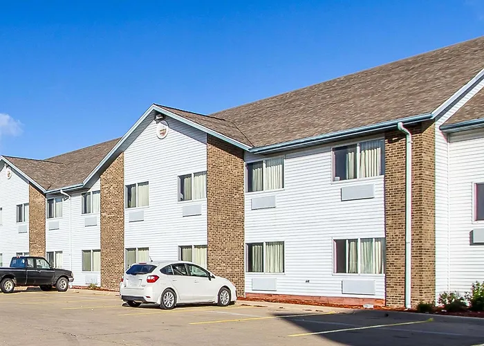 Econo Lodge Inn & Suites Pekin - Peoria Area
