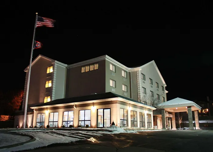 Comfort Inn & Suites Copley Akron